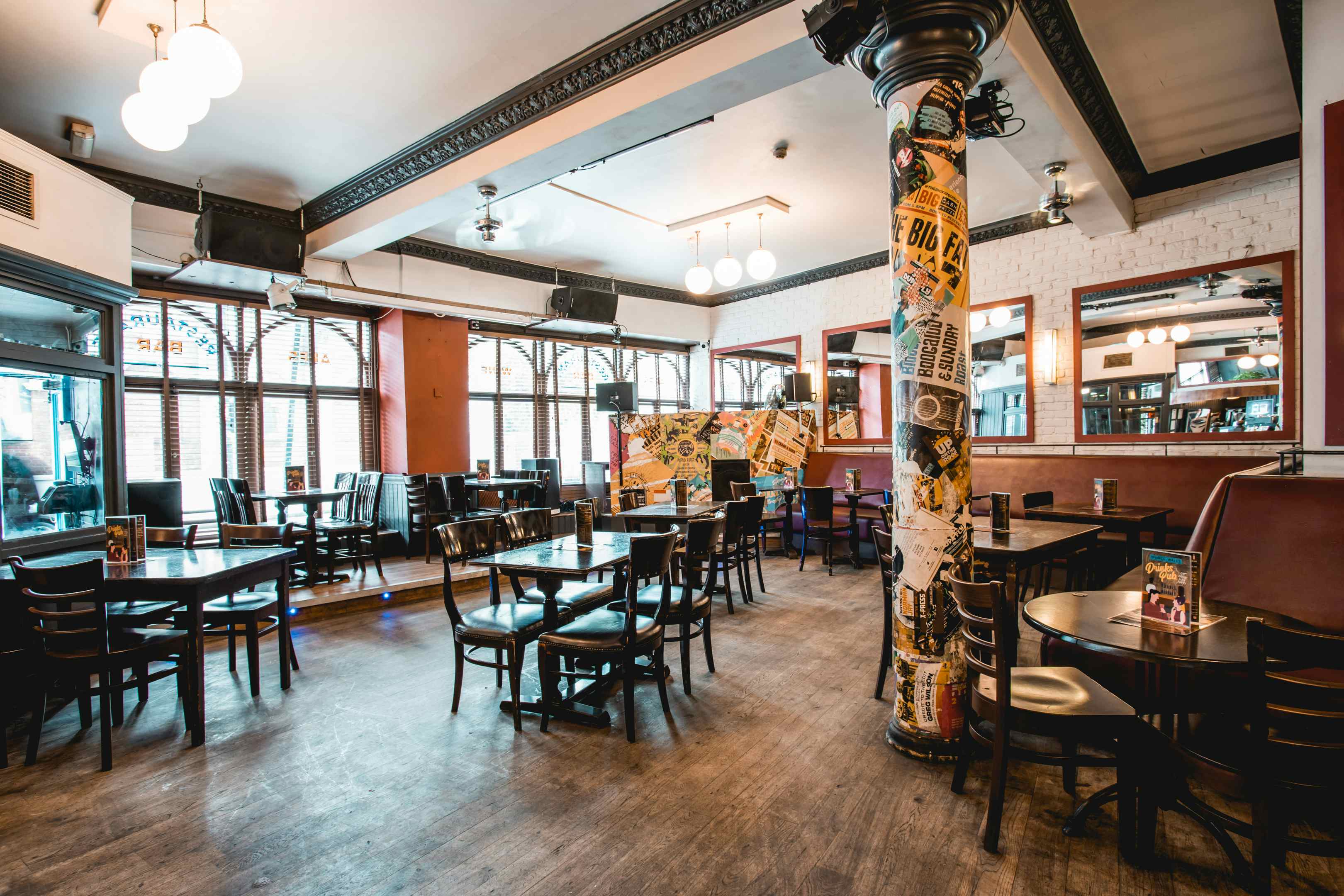 Bar/Pub, Prince Of Wales Brixton